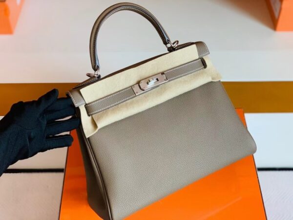 mmexport1677126891654-1024x768-1 Hermes Kelly Togo Etoupe Grey Gold Hardware 28cm Full Handmade