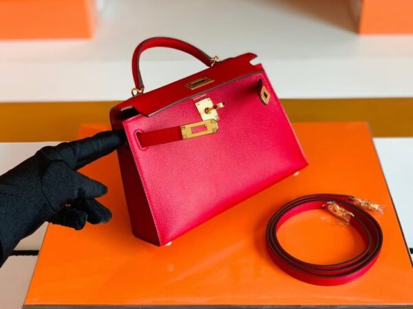 mmexport1677127381025-1024x768-1 Hermes Mini Kelly Epsom Bright Red Gold Hardware 19cm Full Handmade