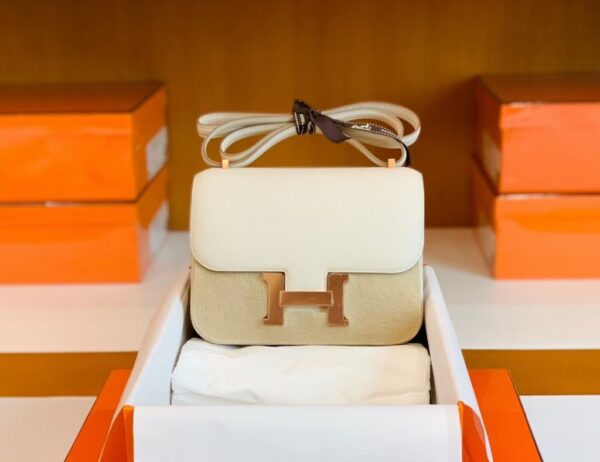 mmexport1677127462778-1024x789-1 Hermes Constance Epsom Creamy White Rose Gold Hardware 18cm Full Handmade
