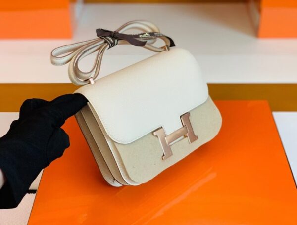 mmexport1677127464348-1024x777-1 Hermes Constance Epsom Creamy White Rose Gold Hardware 18cm Full Handmade