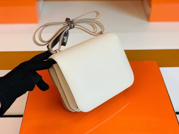mmexport1677127465972-1024x768-1 Hermes Constance Epsom Creamy White Rose Gold Hardware 18cm Full Handmade