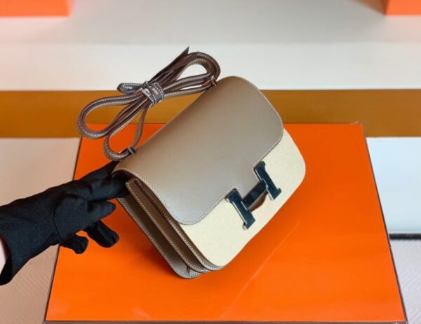 mmexport1678094406010-1024x791-1 Hermes Constance Swift Etoupe Grey Silver Hardware 18cm Full Handmade