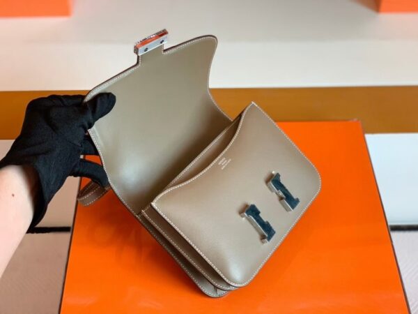 mmexport1678094450596-1024x768-1 Hermes Constance Swift Etoupe Grey Silver Hardware 18cm Full Handmade