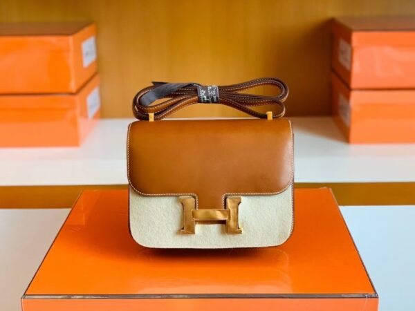 mmexport1678094475408-1024x768-1 Hermes Constance Barenia Golden Brown Gold Hardware 18cm Full Handmade