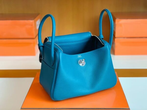 mmexport1678098764457-1024x768-1 Hermes Lindy TC Leather Izmir blue Silver Hardware 26cm Full Handmade