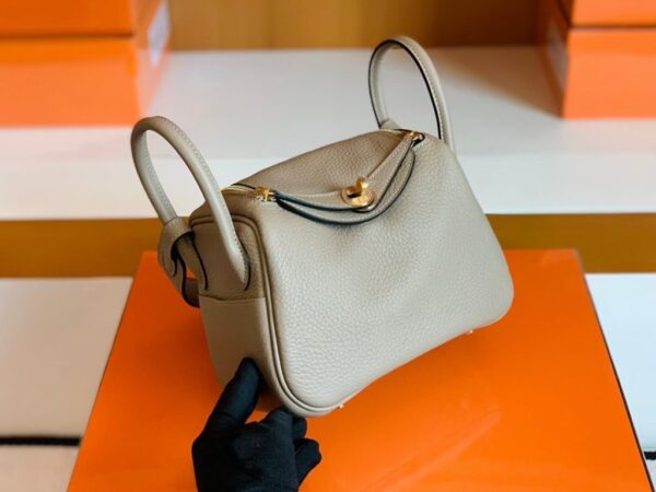mmexport1678098786256-1024x768-1 Hermes Mini Lindy TC Leather Griss Gold Hardware 19cm Full Handmade