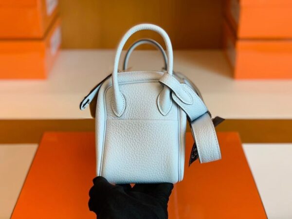 mmexport1678098813466-1024x768-1 Hermes Mini Lindy TC Leather Light Blue Silver Hardware 20cm Full Handmade