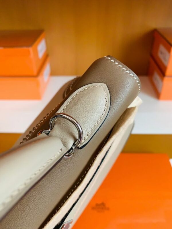 mmexport1679281522962-768x1024-1 Hermes Kelly swift Etoupe Grey & Trench Grey Silver Hardware 32cm Full Handmade