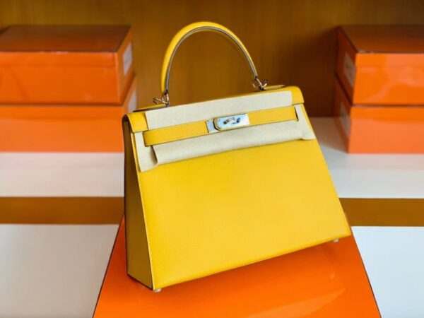 mmexport1679281569776-1024x768-1 Hermes Kelly Epsom 9D Amber yellow Silver Hardware 28cm Full Handmade