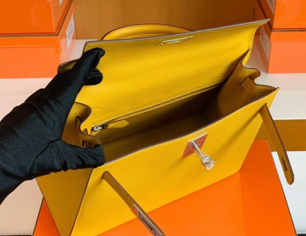 mmexport1679281577312-1024x791-1 Hermes Kelly Epsom 9D Amber yellow Silver Hardware 28cm Full Handmade