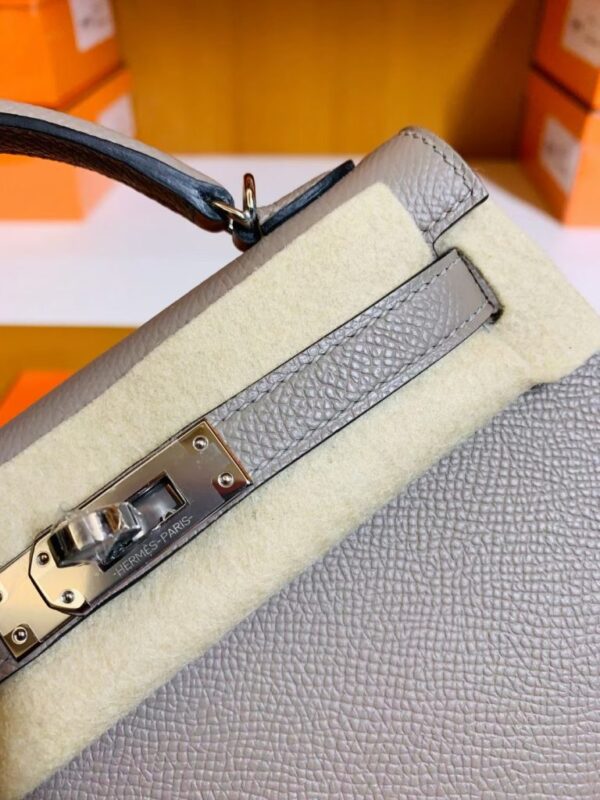mmexport1679281793130-768x1024-1 Hermes Mini Kelly Epsom gris ashpite Silver Hardware 19cm Full Handmade
