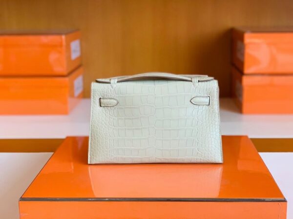 mmexport1679281840921-1024x768-1 Hermes Mini Kelly Pochette Matte alligator crocodile 8L Creamy White Gold Hardware 22cm Full Handmade