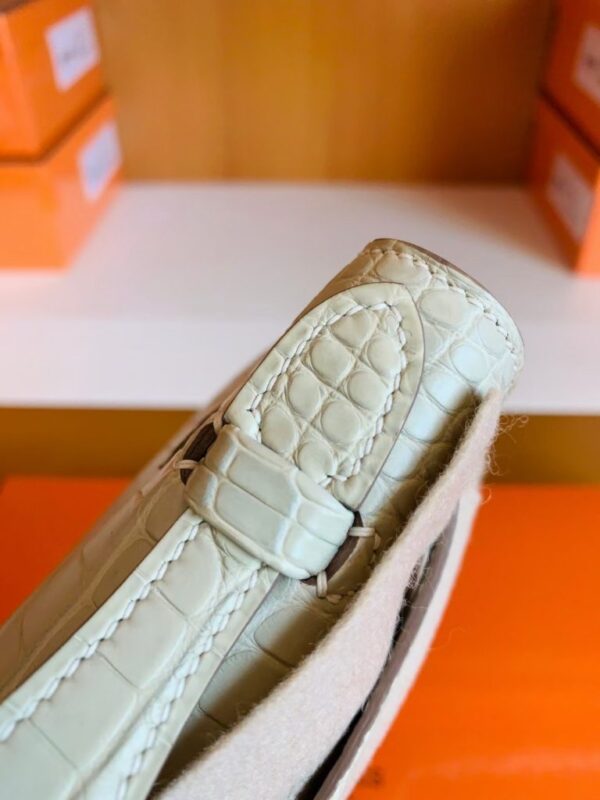mmexport1679281845379-768x1024-1 Hermes Mini Kelly Pochette Matte alligator crocodile 8L Creamy White Gold Hardware 22cm Full Handmade