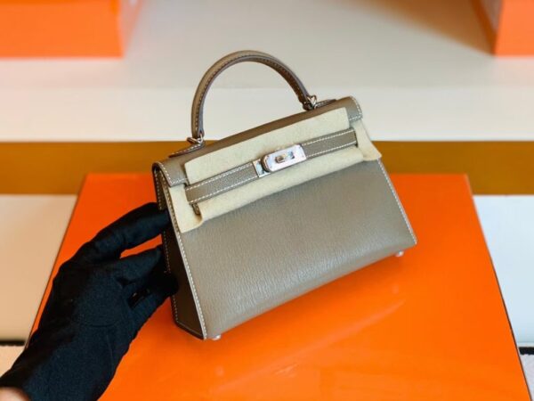 mmexport1679281866784-1024x768-1 Hermes Mini Kelly Chevre Etoupe Grey Silver Hardware 19cm Full Handmade