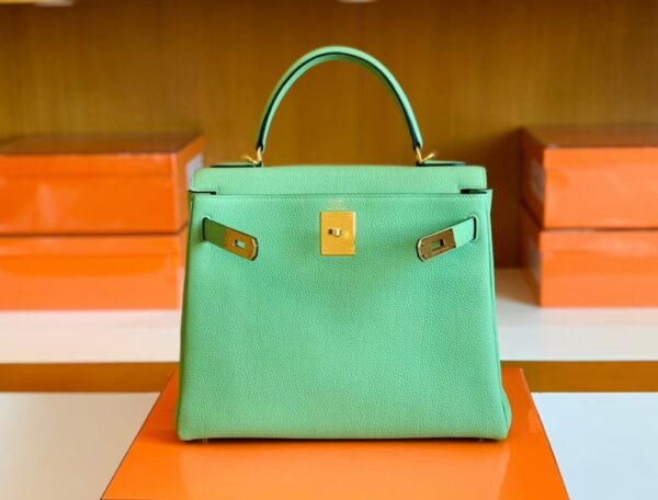 mmexport1679282965594-1024x779-1 Hermes Kelly Togo 3i Avocado green Gold Hardware 28cm Full Handmade