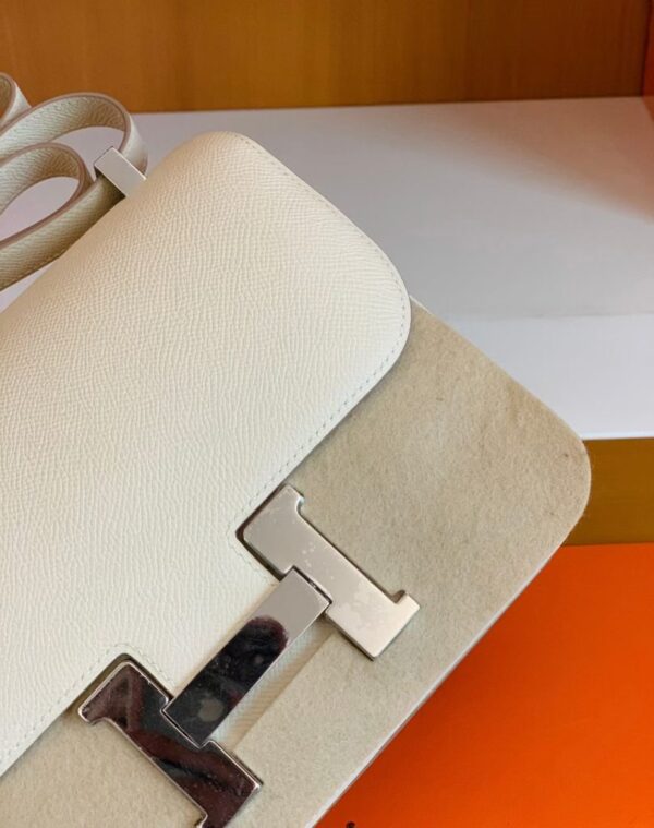 mmexport1679283271252-809x1024-1 Hermes Constance Epsom Creamy White Silver Hardware 24cm Full Handmade
