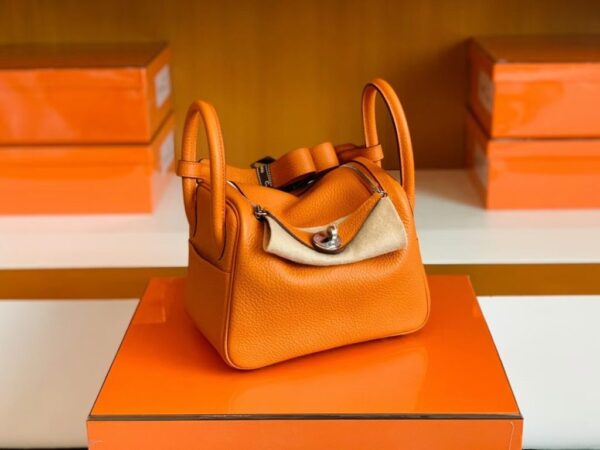 mmexport1679283477180-1024x768-1 Hermes Mini Lindy TC Leather Orange Silver Hardware 20cm Full Handmade
