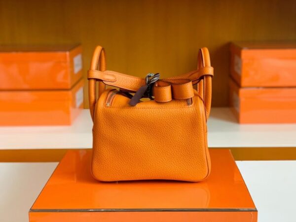mmexport1679283478668-1024x768-1 Hermes Mini Lindy TC Leather Orange Silver Hardware 20cm Full Handmade