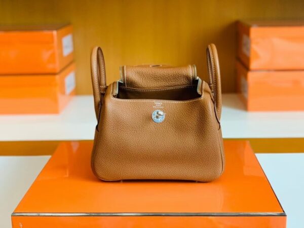 Hermes Mini Lindy TC Leather Golden Brown Silver Hardware 19cm Full Handmade