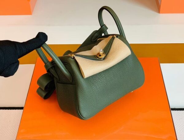 mmexport1679965943906-1024x777-1 Hermes Mini Lindy TC Leather Jungle green Gold Hardware 19cm Full Handmade