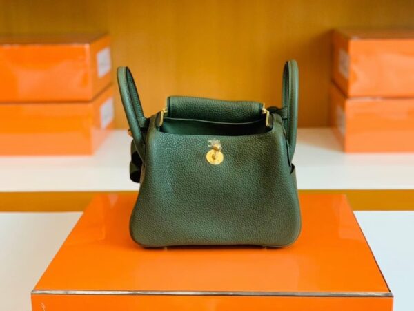 mmexport1679965951692-1024x768-1 Hermes Mini Lindy TC Leather Jungle green Gold Hardware 19cm Full Handmade