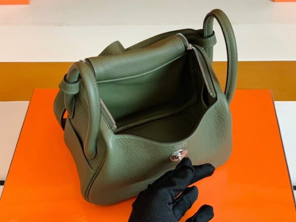 mmexport1679965977861-1024x768-1 Hermes Mini Lindy TC Leather Jungle green Silver Hardware 19cm Full Handmade