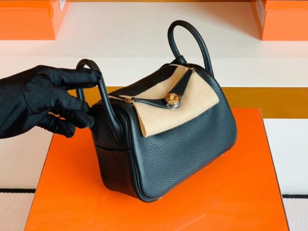 mmexport1679966007220-1024x768-1 Hermes Mini Lindy TC Leather Black Gold Hardware 19cm Full Handmade