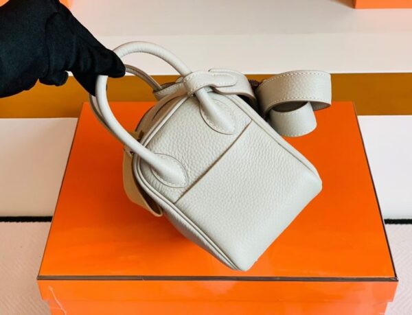Hermes Mini Lindy TC Leather Pearl grey Silver Hardware 19cm Full Handmade