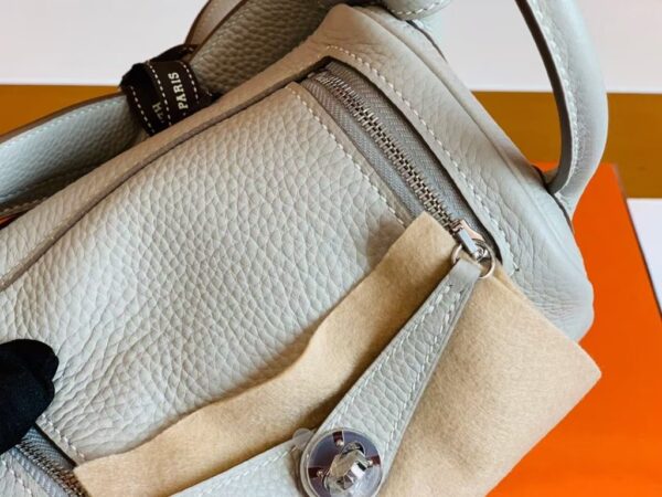 Hermes Mini Lindy TC Leather Pearl grey Silver Hardware 19cm Full Handmade