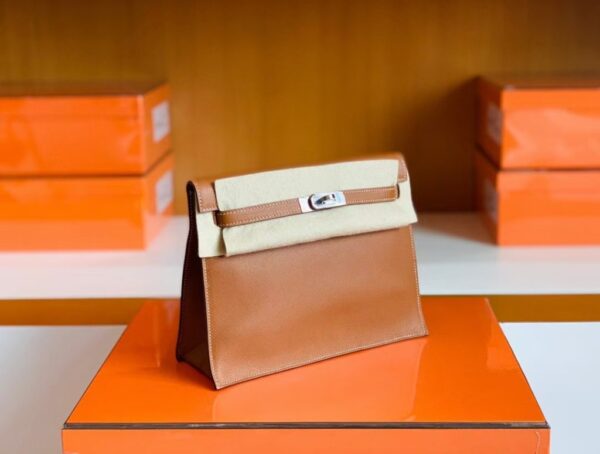 mmexport1679966238520-1024x774-1 Hermes Kelly dance Evercolor Leather Golden Brown Silver Hardware 22cm Full Handmade