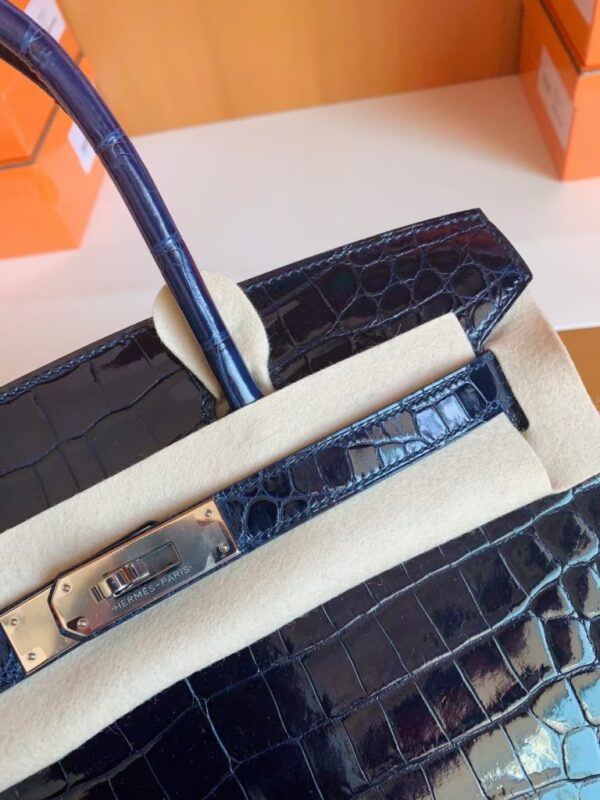 mmexport1679966314706-768x1024-1 Hermes Birkin BLUE NUIT Shiny crocodile 2Z Dark Deep Blue Silver Hardware 30cm Full Handmade