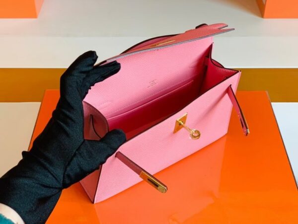 mmexport1679967093154-1024x772-1 Hermes Mini Kelly Pochette Epsom 1Q Creamy Pink Gold Hardware 22cm Full Handmade