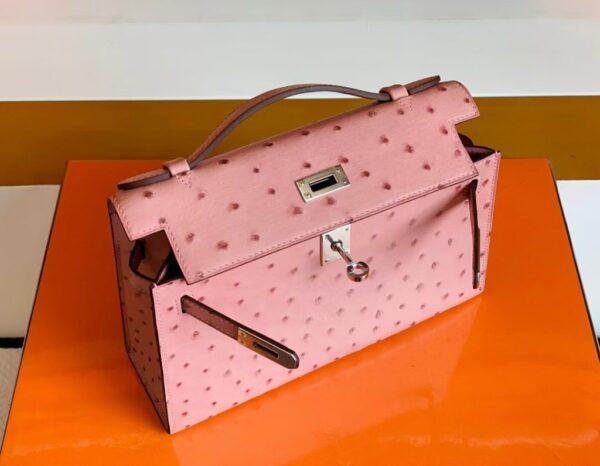 mmexport1679967198429-1024x796-1 Hermes Mini Kelly Pochette Ostrich Leather CK94 sakura pink Silver Hardware 22cm Full Handmade