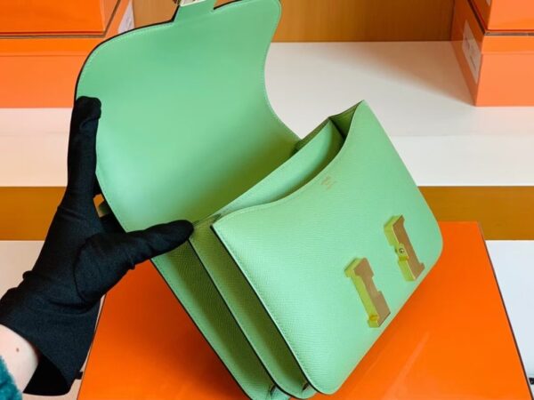 mmexport1679967241363-1024x768-1 Hermes Constance Epsom Leather Avocado green Gold Hardware 24cm Full Handmade