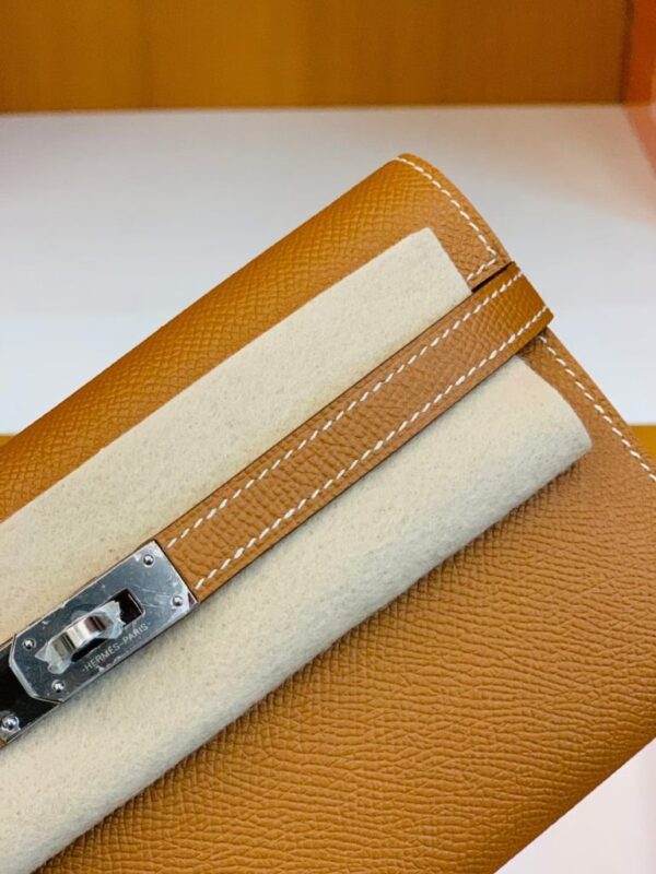 mmexport1679967388416-768x1024-1 Hermes Kelly To Go Epsom Golden Brown Silver Hardware 20cm Full Handmade