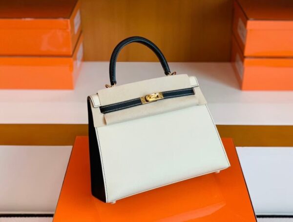 mmexport1681810189666-1024x776-1 Hermes Kelly Epsom Creamy White & Black Gold Hardware 25cm Full Handmade