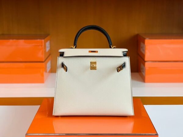 mmexport1681810195678-1024x768-1 Hermes Kelly Epsom Creamy White & Black Gold Hardware 25cm Full Handmade