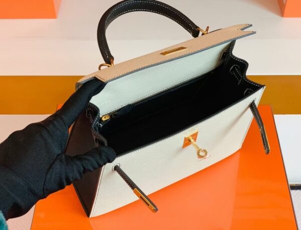 mmexport1681810197032-1024x783-1 Hermes Kelly Epsom Creamy White & Black Gold Hardware 25cm Full Handmade