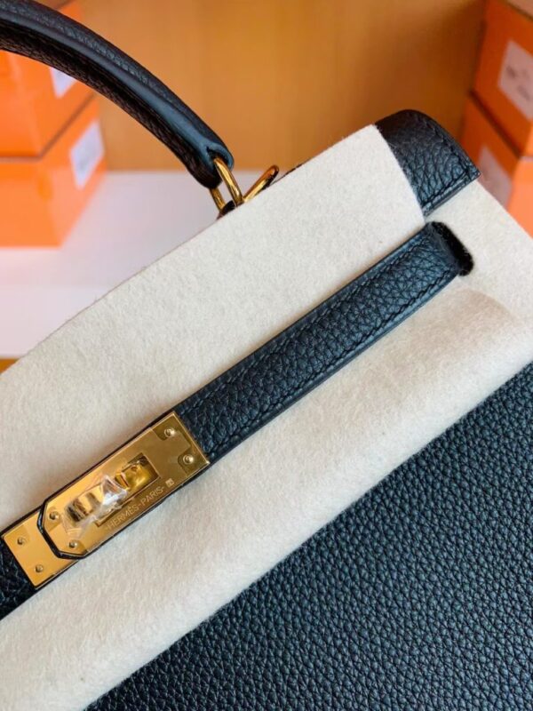 mmexport1681810296013-768x1024-1 Hermes Kelly Togo CK89 Black Gold Hardware 25cm Full Handmade