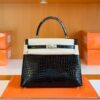 mmexport1681810345340-1024x772-1 Hermes Kelly Shiny Porosus crocodile Black Silver Hardware 25cm Full Handmade