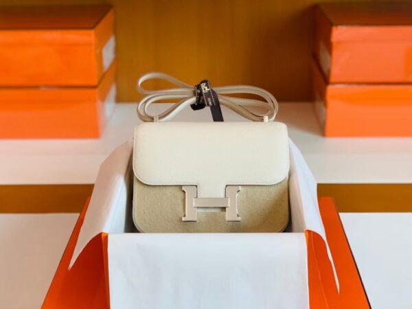 mmexport1681811014020-1024x768-1 Hermes Constance Epsom Creamy White Silver Hardware 18cm Full Handmade
