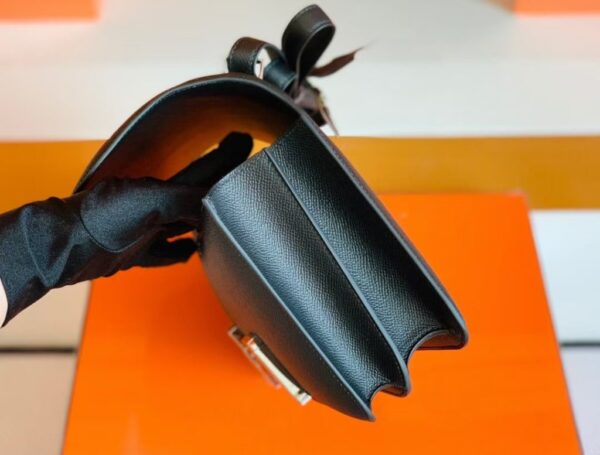 mmexport1682237858104-1024x777-1 Hermes Constance Epsom Black Silver Hardware 24cm Full Handmade