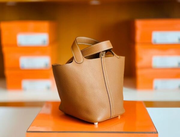 mmexport1683596133146-1024x779-1 Hermes Picotin TC Golden Brown Gold Hardware 18cm Full Handmade