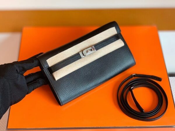 mmexport1683596227173-1024x768-1 Hermes Kelly to go Woc Chevre Black Silver Hardware 20cm Full Handmade