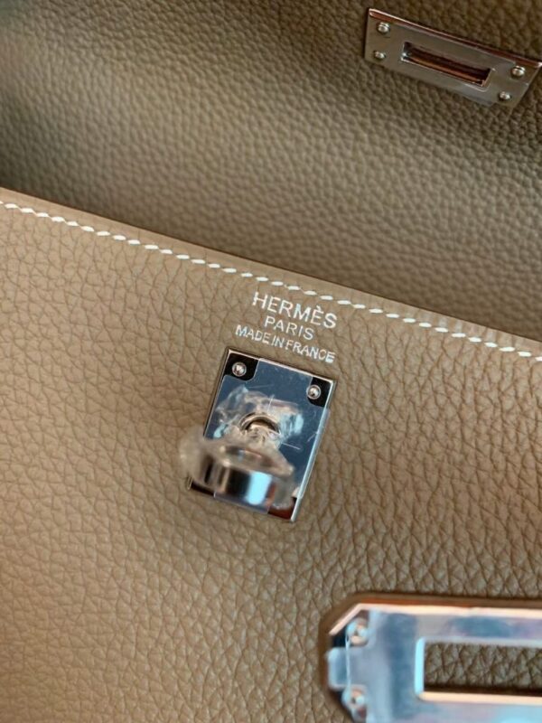 mmexport1683596413501-768x1024-1 Hermes Kelly Togo etoupe grey Silver Hardware 25cm Full Handmade
