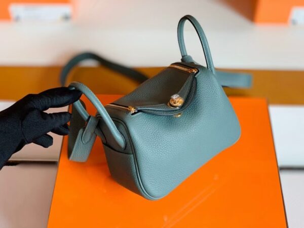 Hermes Mini Lindy Togo 63 Almond green Gold Hardware 19cm Full Handmade