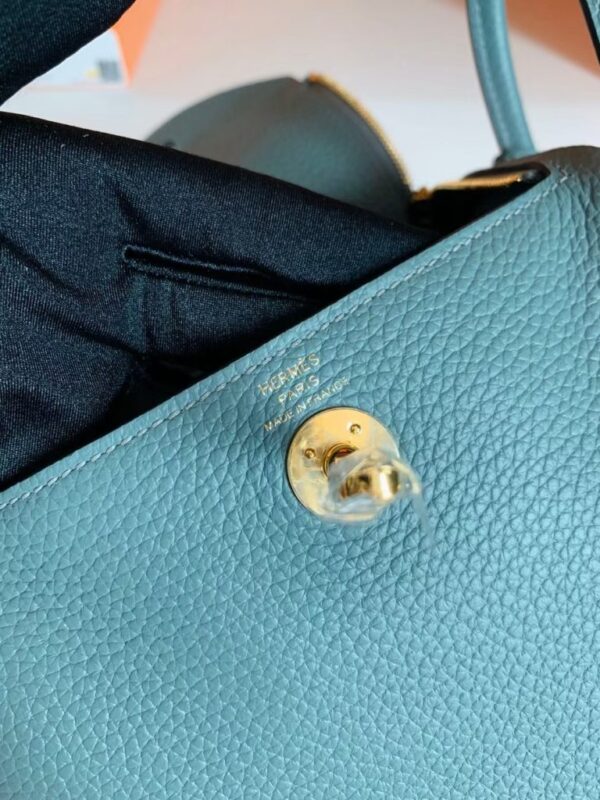 Hermes Mini Lindy Togo 63 Almond green Gold Hardware 19cm Full Handmade