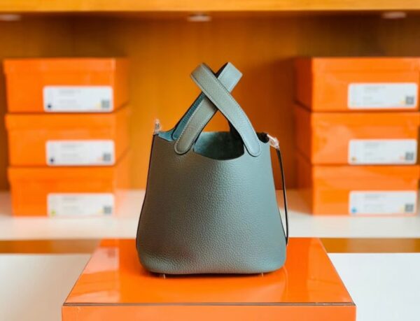 mmexport1686297718638-1-1024x783-1 Hermes Picotin TC 63 Almond green Silver Hardware 18cm Full Handmade