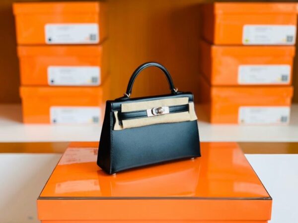 mmexport1686298990757-1024x768-1 Hermes Mini Kelly Box Leather CK89 Black Silver Hardware 19cm Full Handmade