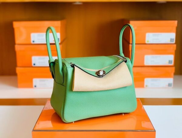 mmexport1686299241293-1024x777-1 Hermes Lindy Togo 3i Avocado green Silver Hardware 26cm Full Handmade